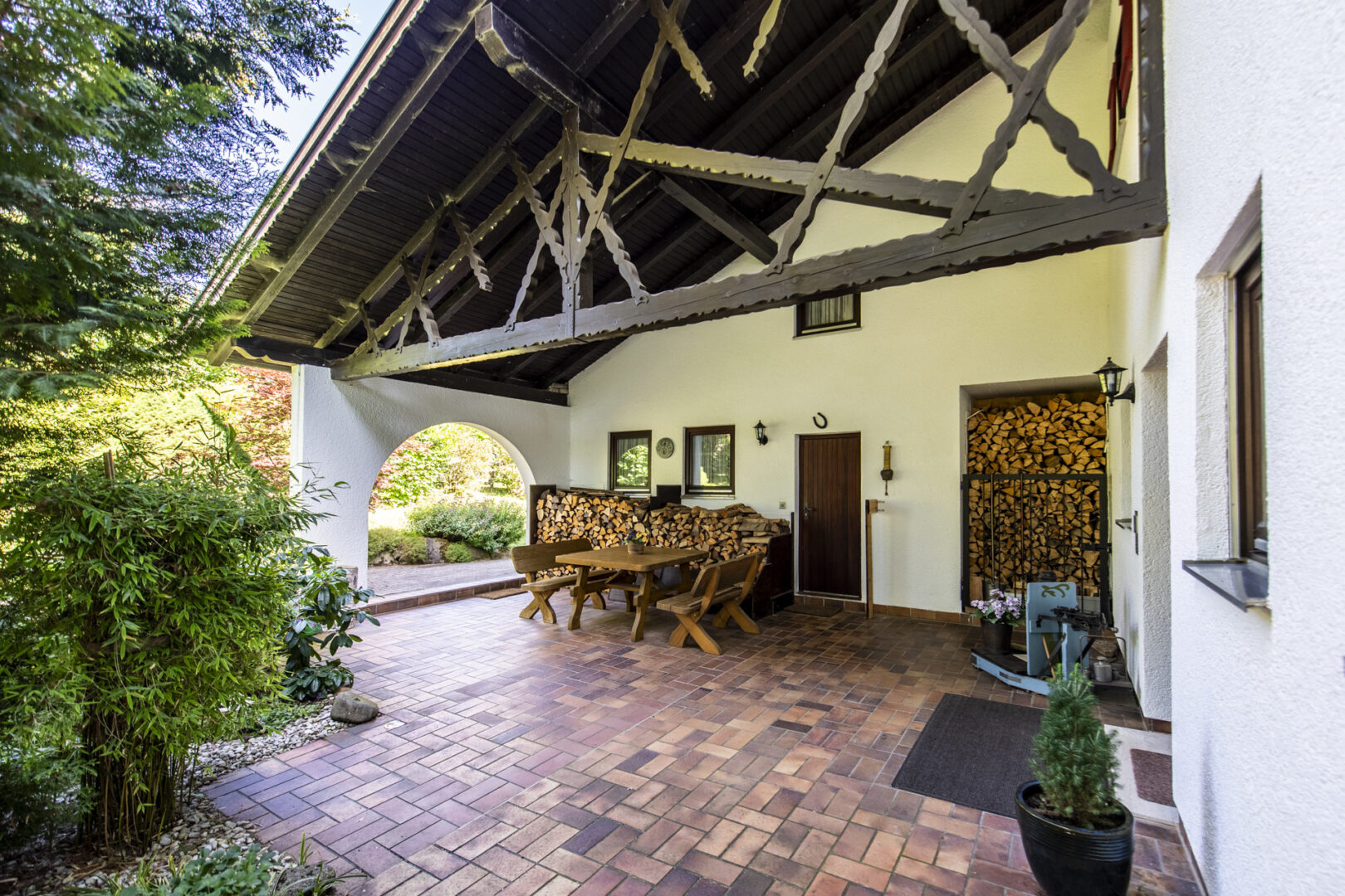 Geschützte Terrasse