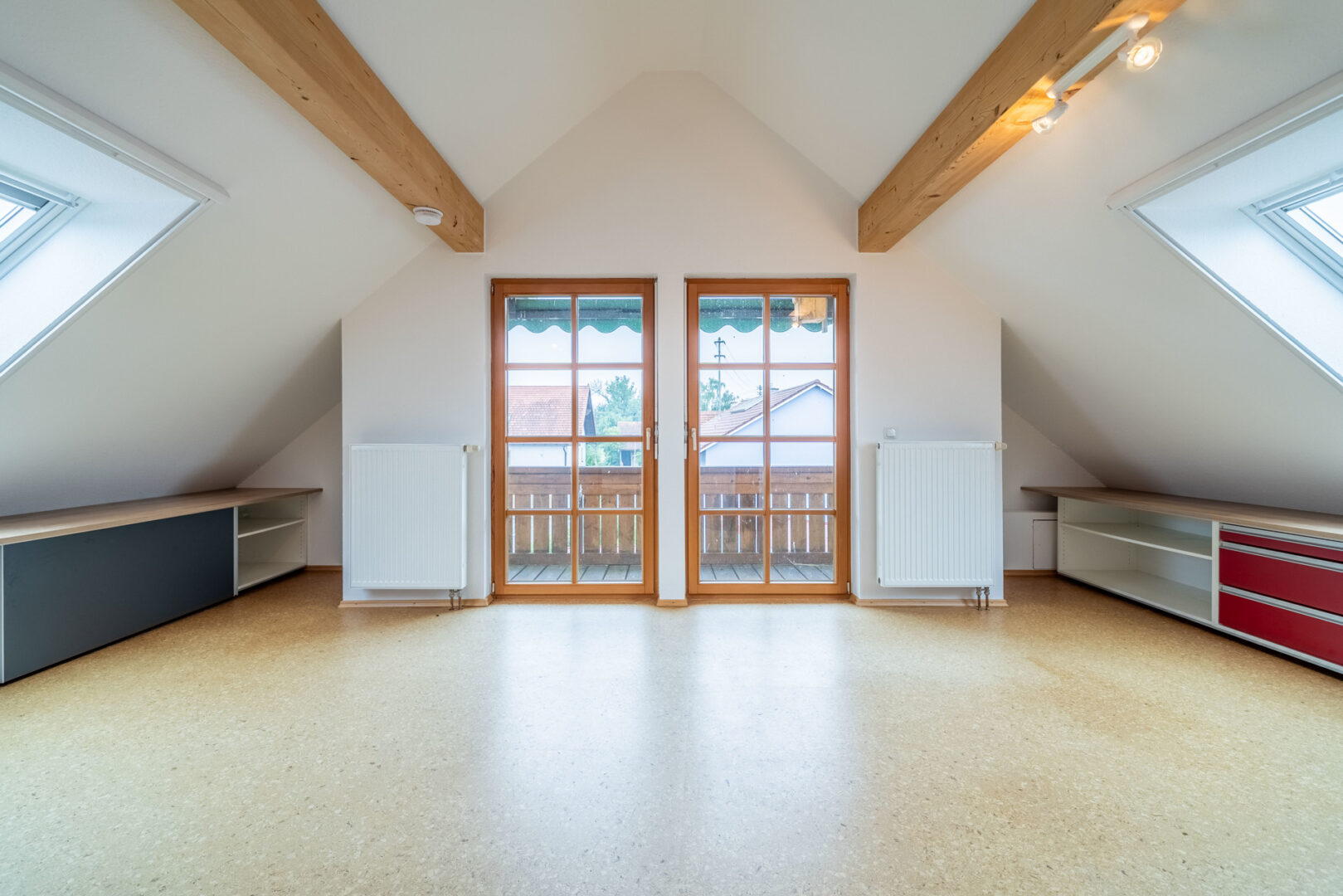 Studio (DG)